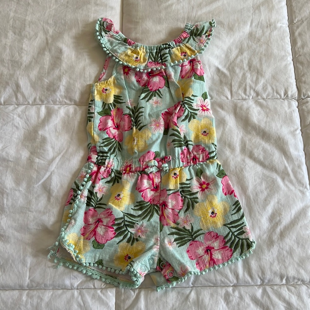 Hawaiian print romper